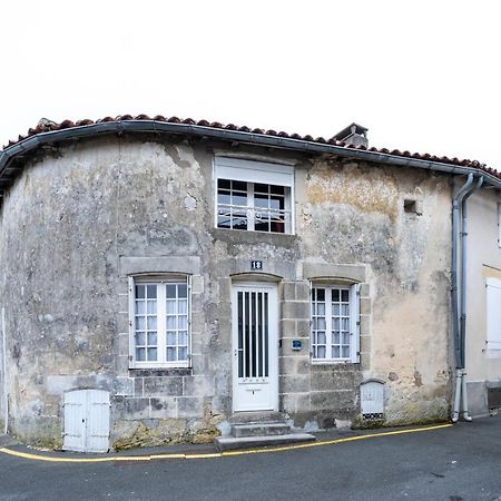 Laconciergeriejonzac, Residence Georgeon מראה חיצוני תמונה